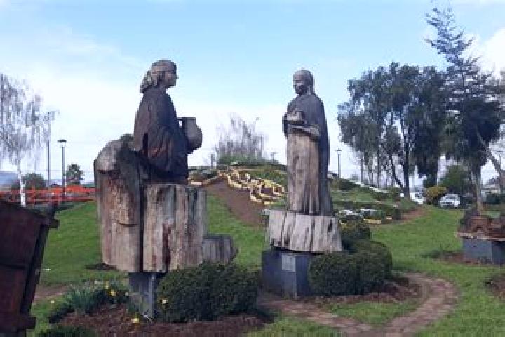Escorts Padre Las Casas, Chile — Local Companions
