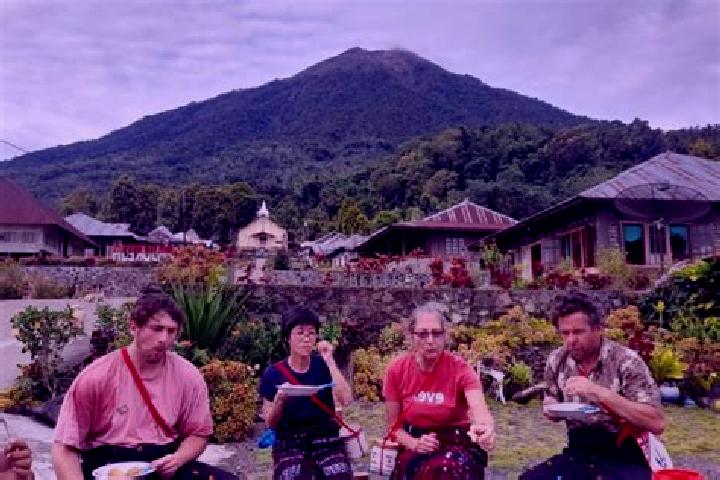 Escorts Pajoreja, Indonesia — Local Companions