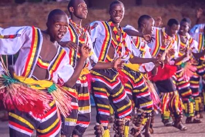 Escorts Pakwach, Uganda — Local Companions