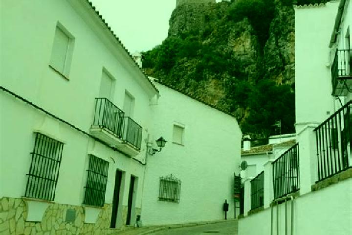 Escorts Palacios de la Sierra, Spain — Local Companions