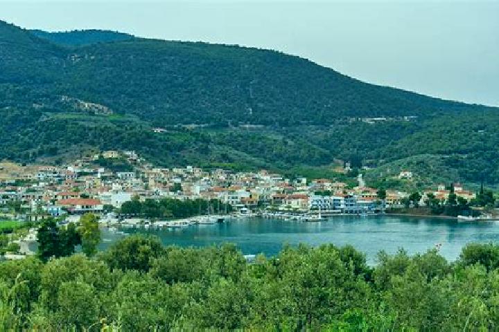 Escorts Palaia Epidavros, Greece — Local Companions