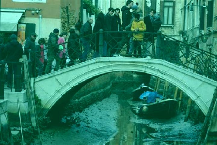 Escorts Pancarana, Italy — Local Companions
