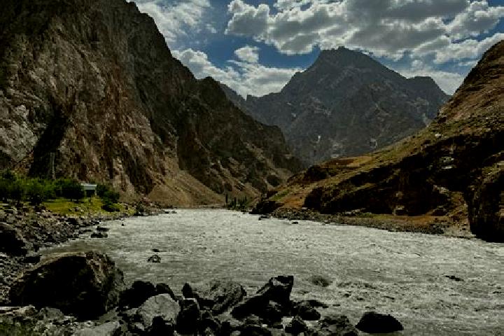Escorts Panj, Tajikistan — Local Companions