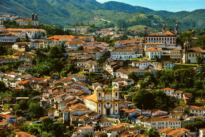 Escorts Para de Minas, Brazil — Local Companions