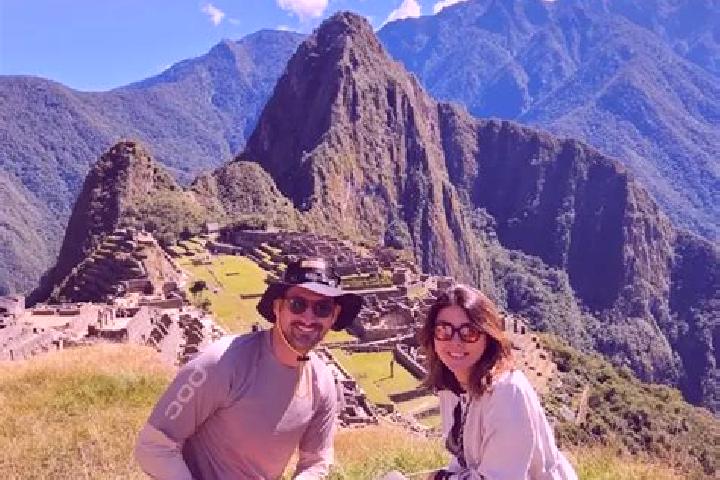 Escorts Pariacolca, Peru — Local Companions