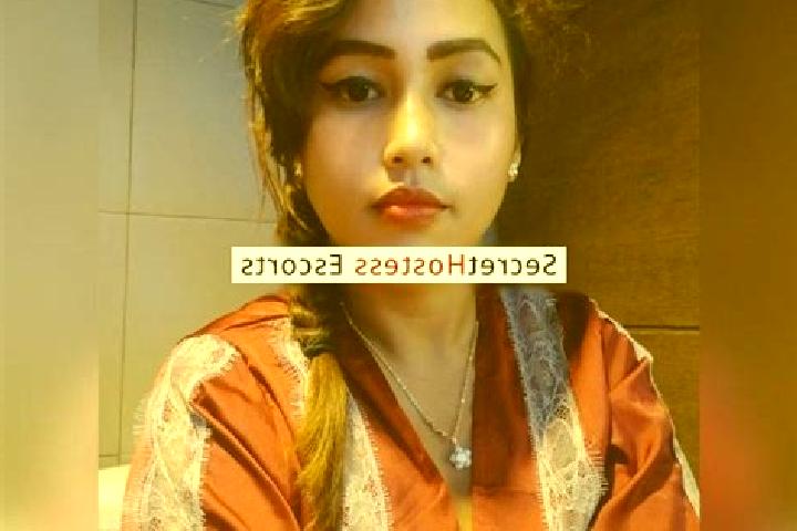Escorts Pasirgaru, Indonesia — Local Companions