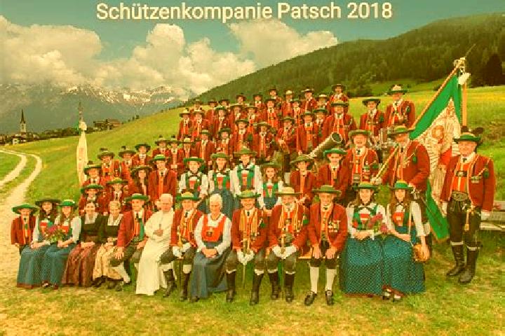 Escorts Patsch, Austria — Local Companions