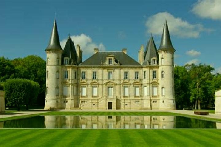 Escorts Pauillac, France — Local Companions