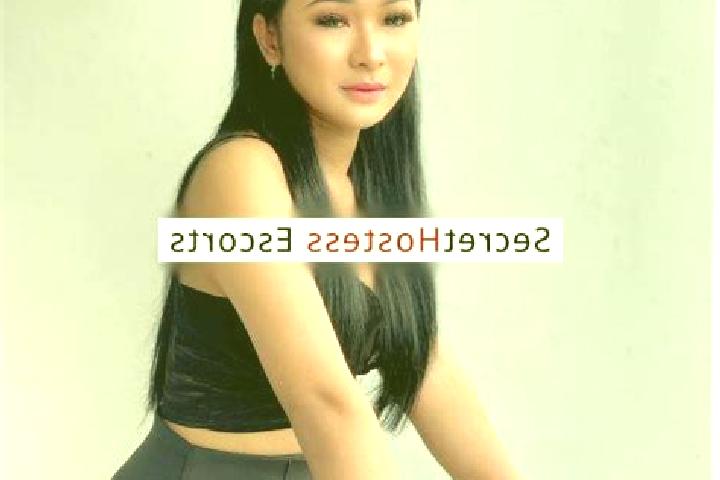Escorts Pawitra, Indonesia — Local Companions