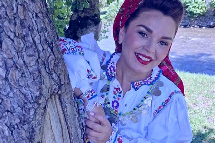 Escorts Pecica, Romania — Local Companions