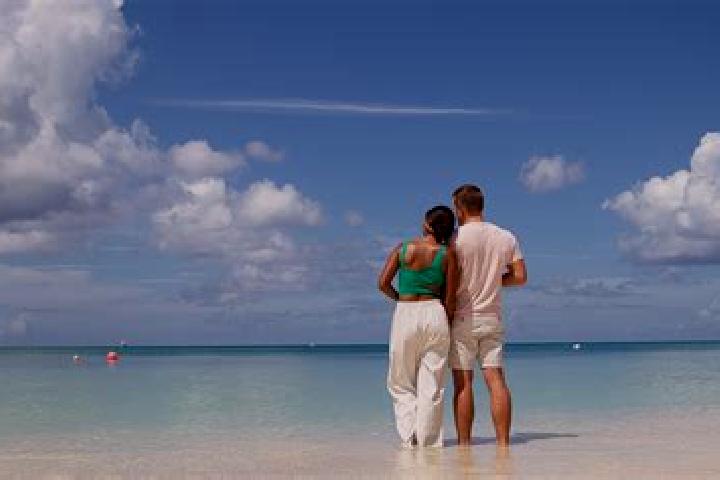 Escorts Pedro, Cayman Islands — Local Companions