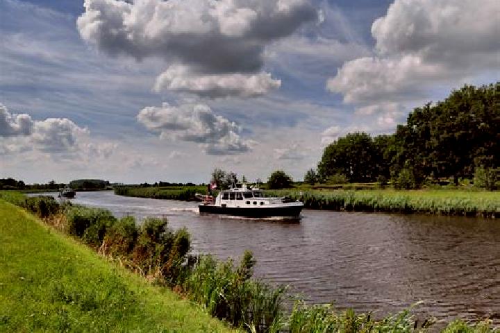 Escorts Peize, Netherlands — Local Companions