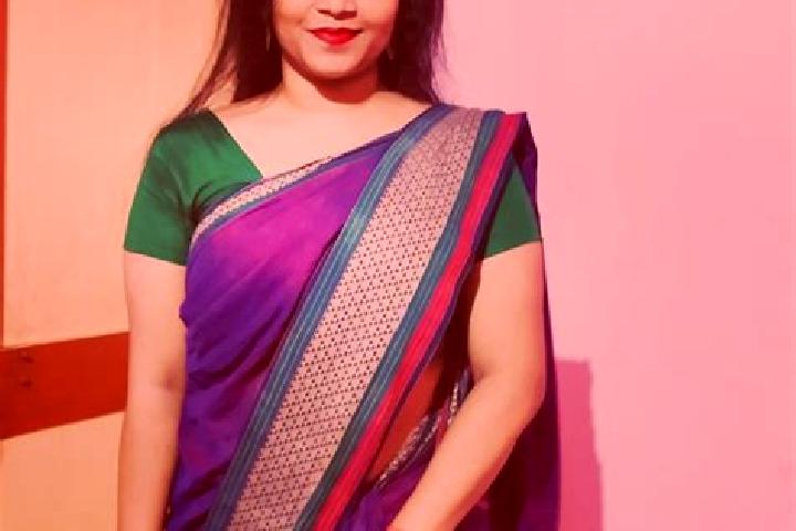 Escorts Pelawal, India — Local Companions