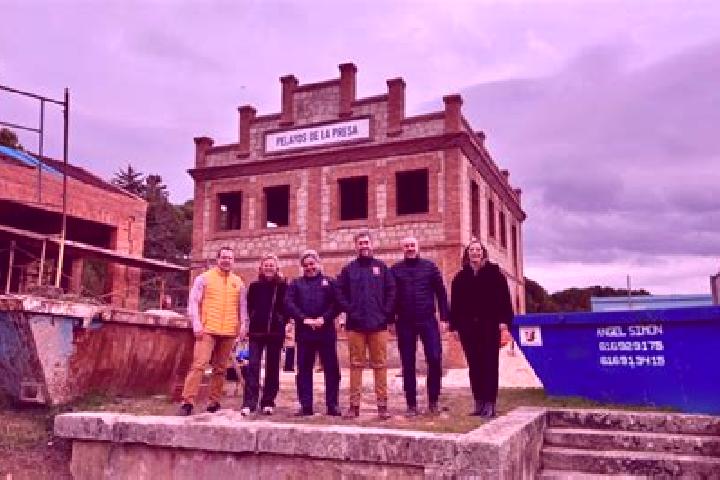 Escorts Pelayos de la Presa, Spain — Local Companions