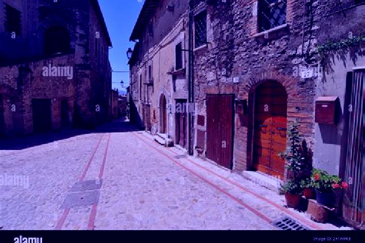 Escorts Penna, Italy — Local Companions