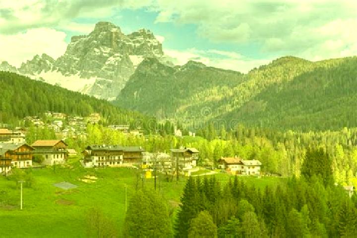 Escorts Perarolo di Cadore, Italy — Local Companions