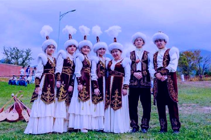 Escorts Pervorossiyskoye, Kazakhstan — Local Companions