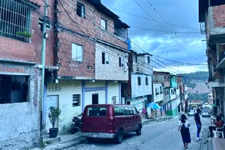 Escorts Petare, Venezuela — Local Companions