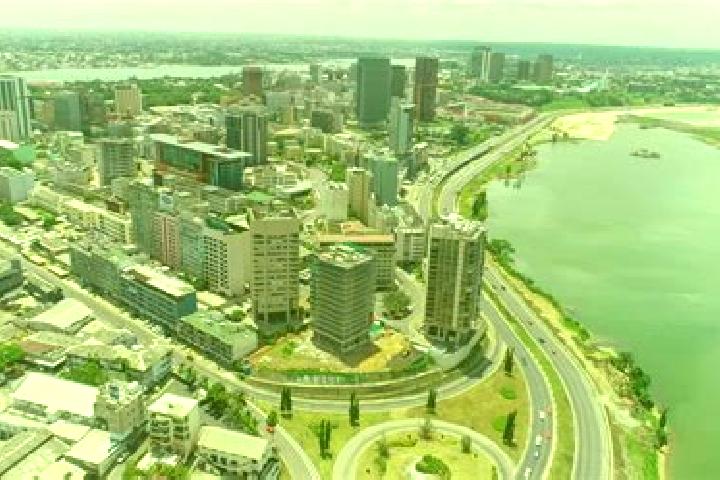 Escorts Petit-Abidjan, Ivory Coast — Local Companions