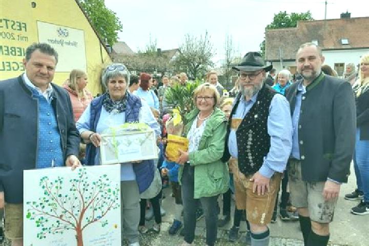Escorts Pfaffenhofen an der Roth, Germany — Local Companions