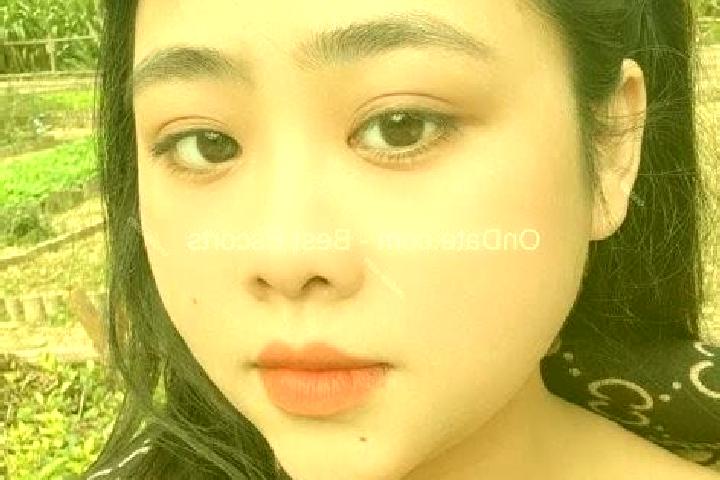 Escorts Phuong Linh, Vietnam — Local Companions