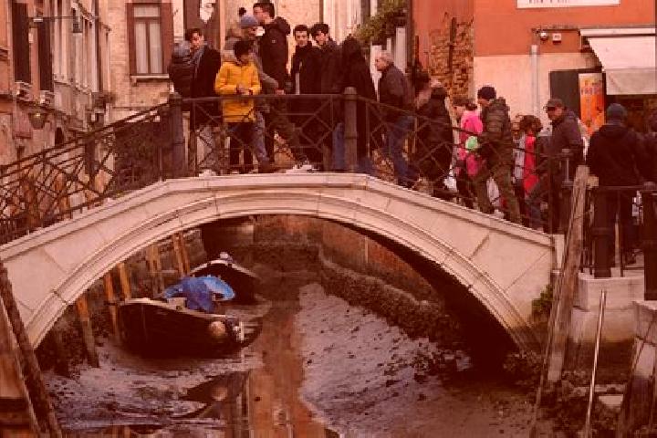 Escorts Piamborno, Italy — Local Companions