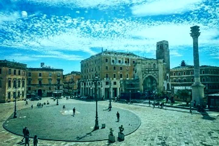 Escorts Piazza Caduti, Italy — Local Companions