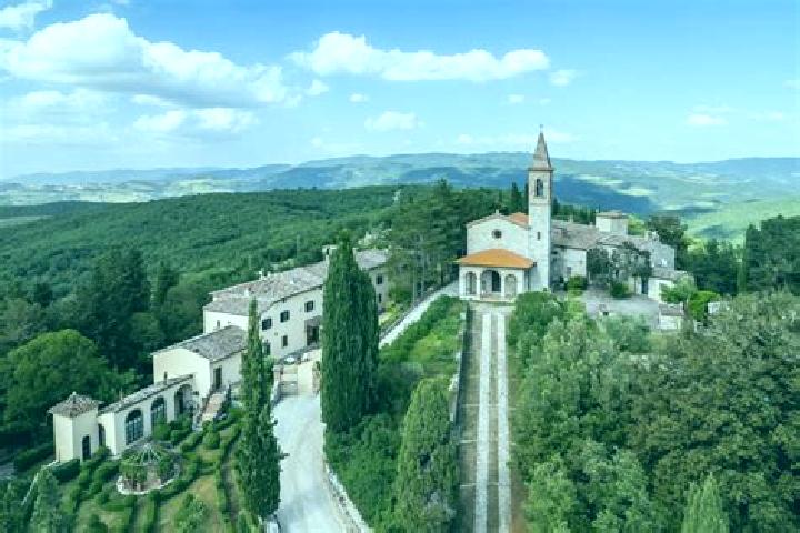 Escorts Pietrafitta, Italy — Local Companions