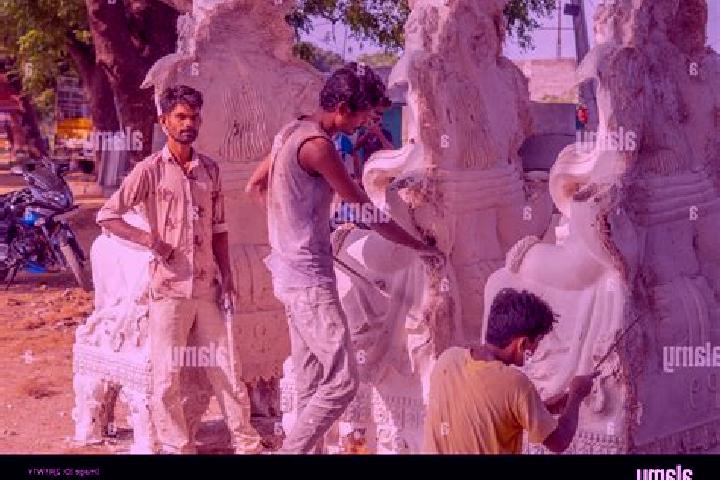 Escorts Pileru, India — Local Companions