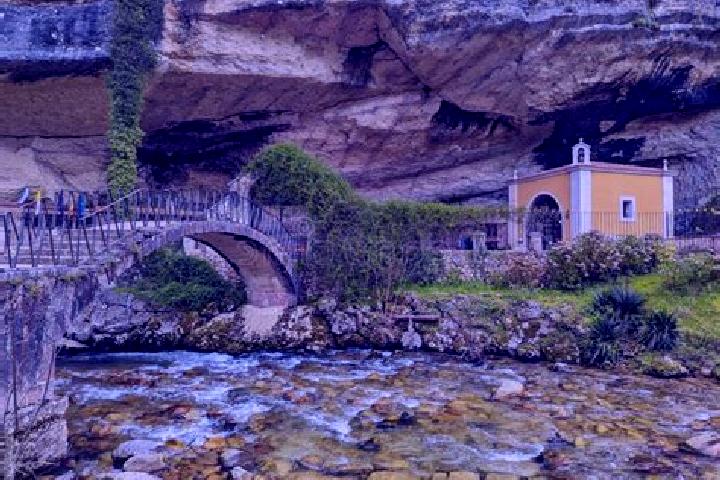 Escorts Pilona, Spain — Local Companions