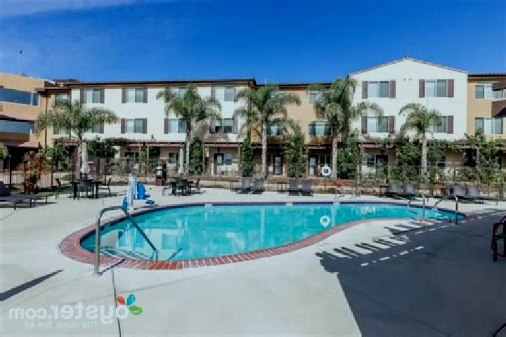 Escorts Pismo Beach, United States — Local Companions
