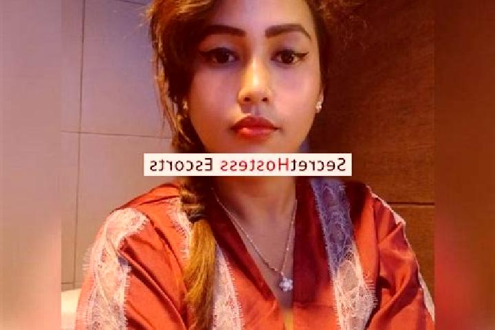 Escorts Plosojenar, Indonesia — Local Companions