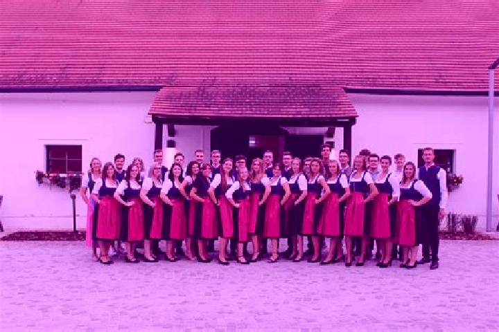 Escorts Poettelsdorf, Austria — Local Companions