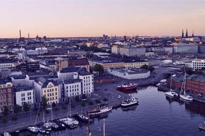 Escorts Poeytyae, Finland — Local Companions