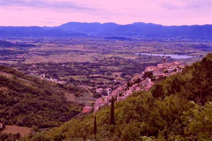 Escorts Poggio Bustone, Italy — Local Companions