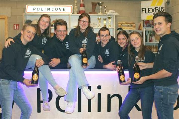 Escorts Pollinkhove, Belgium — Local Companions