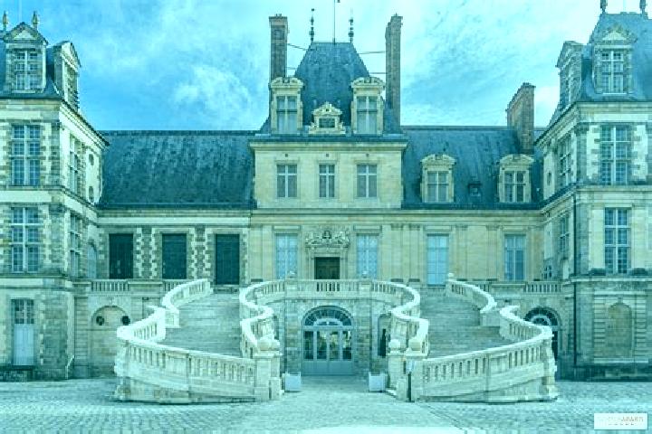 Escorts Pont-du-Chateau, France — Local Companions