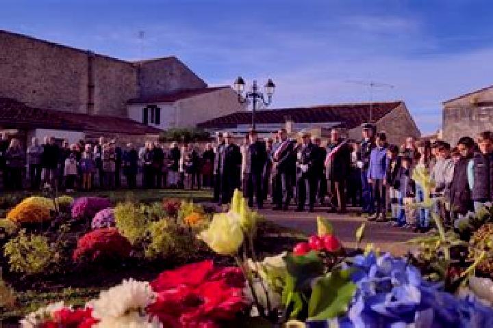 Escorts Pont-l Abbe-d Arnoult, France — Local Companions