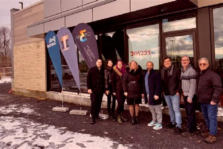 Escorts Pont-Viau, Canada — Local Companions