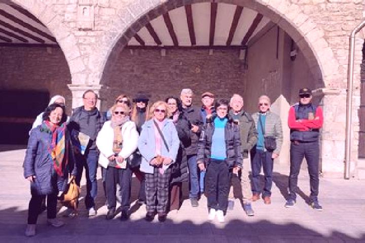 Escorts Portell de Morella, Spain — Local Companions