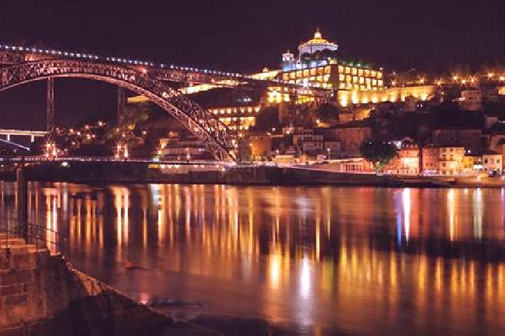 Escorts Porto, Spain — Local Companions