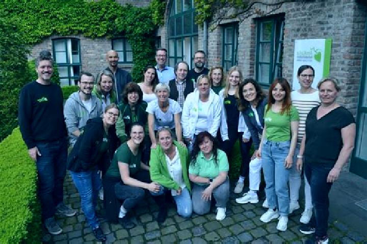 Escorts Porz am Rhein, Germany — Local Companions