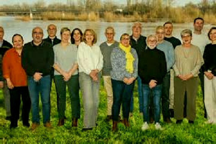 Escorts Pouilly, France — Local Companions