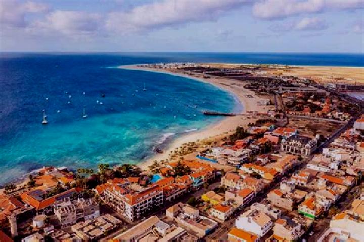 Escorts Praia, Cape Verde — Local Companions