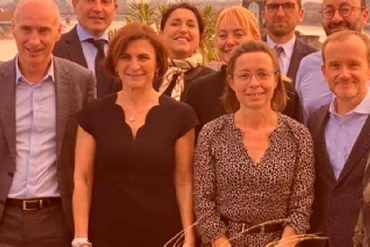 Escorts Pralong, France — Local Companions