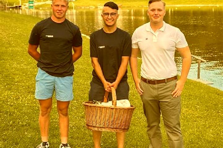 Escorts Pramet, Austria — Local Companions