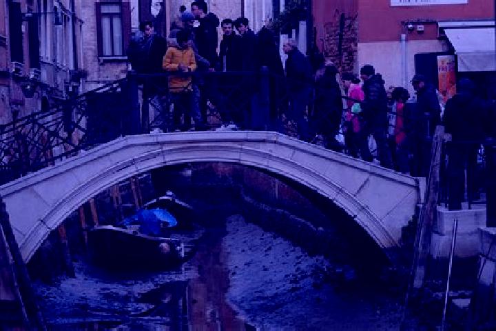 Escorts Pramollo, Italy — Local Companions