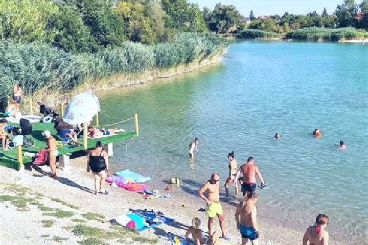 Escorts Predmier, Slovakia — Local Companions