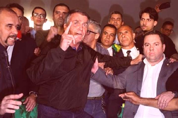 Escorts Presidente Juscelino, Brazil — Local Companions