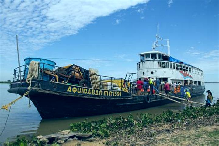 Escorts Puerto Bahia Negra, Paraguay — Local Companions